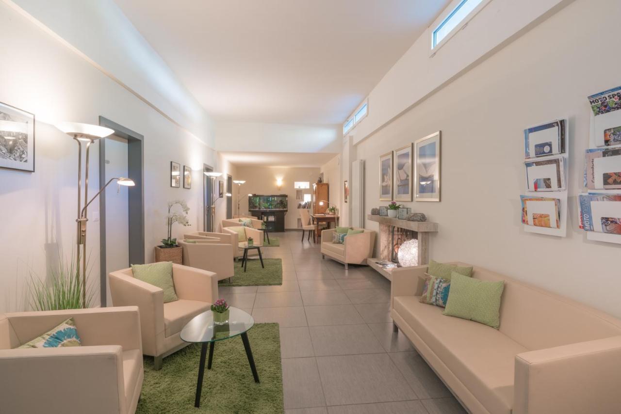Charme Hotel Barbate Tegna Eksteriør billede